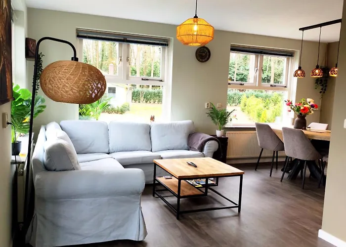 Morning Glory, Dahlia Beekbergen